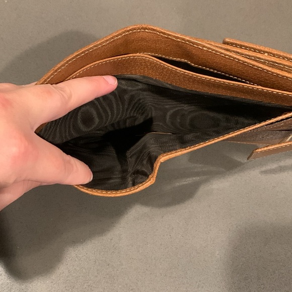 Authentic Gucci monogram canvas bifold wallet - Picture 9 of 12